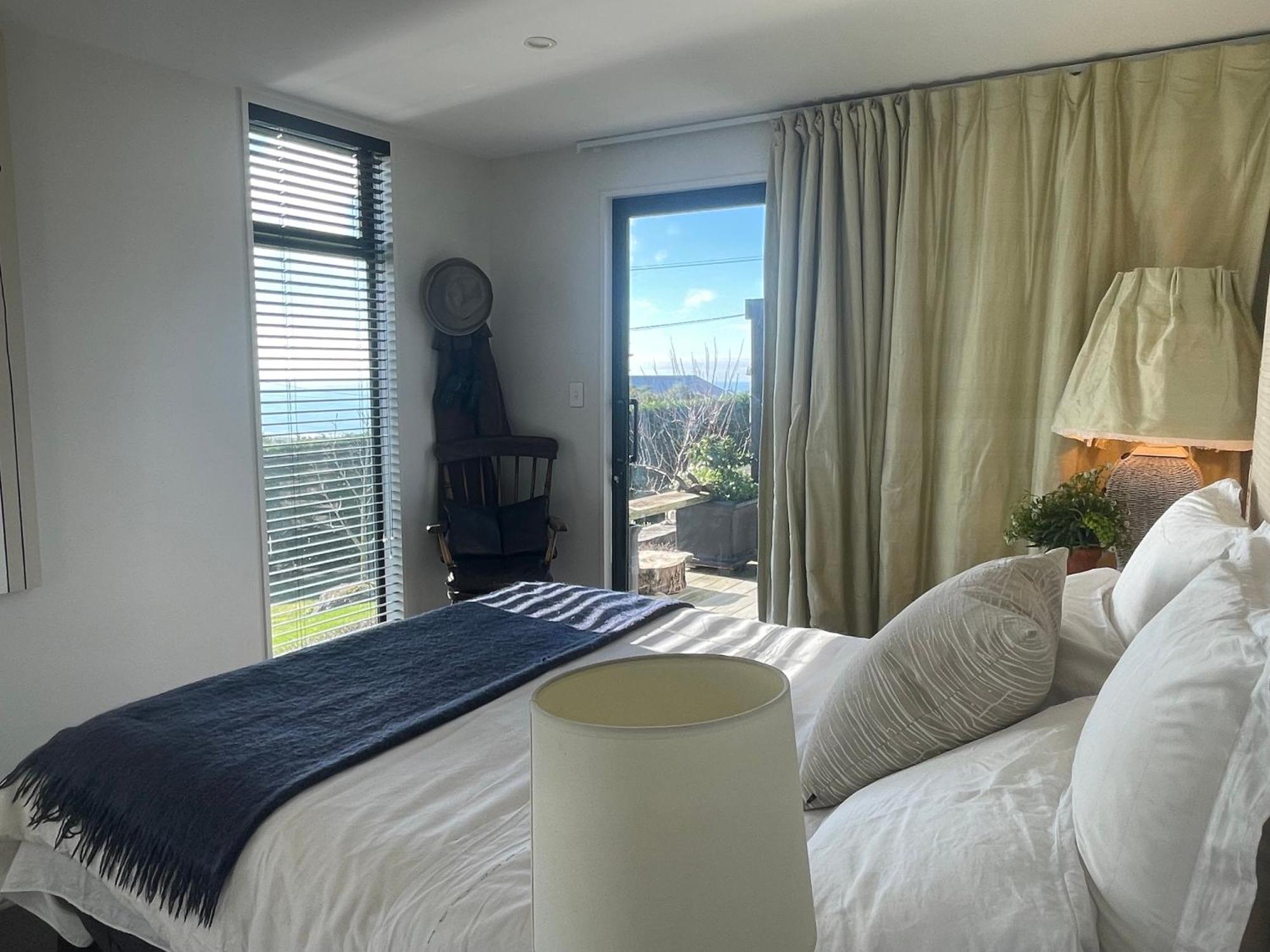 340 Deg Alps & Sea Bed & Breakfast Christchurch Ngoại thất bức ảnh
